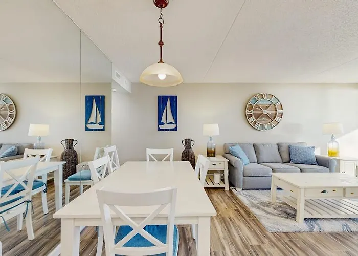 Holiday home Convenient Beachfront With Balcony Pools Tennis Gym & Ac *