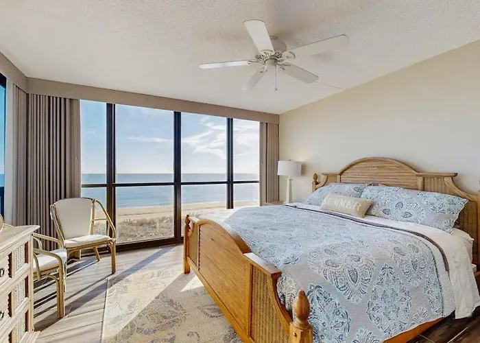 Holiday home Convenient Beachfront With Balcony Pools Tennis Gym & Ac *